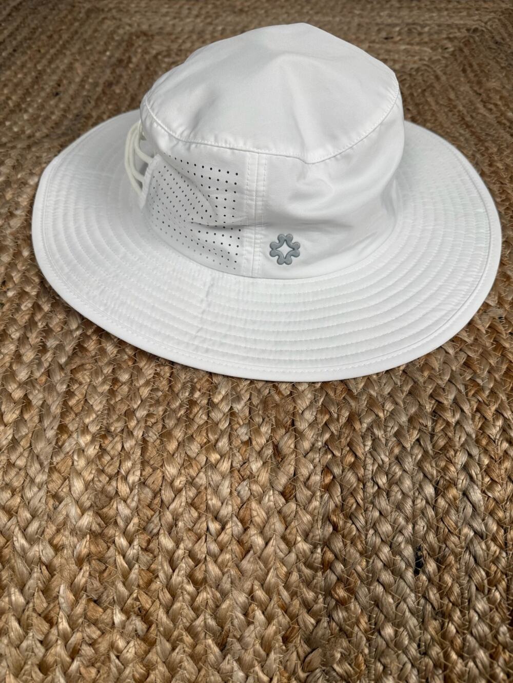VIMHUE Women’s White Bucket Hat Breathable Summer Adjustable